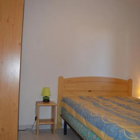 Front De Avec Piscine, 6 Couchages, Animaux Admis - Fr-1-225d-83 Saint-Cyprien (Pyrenees-Orientales)