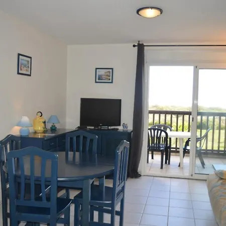 Front De Avec Piscine, 6 Couchages, Animaux Admis - Fr-1-225d-83 Daire